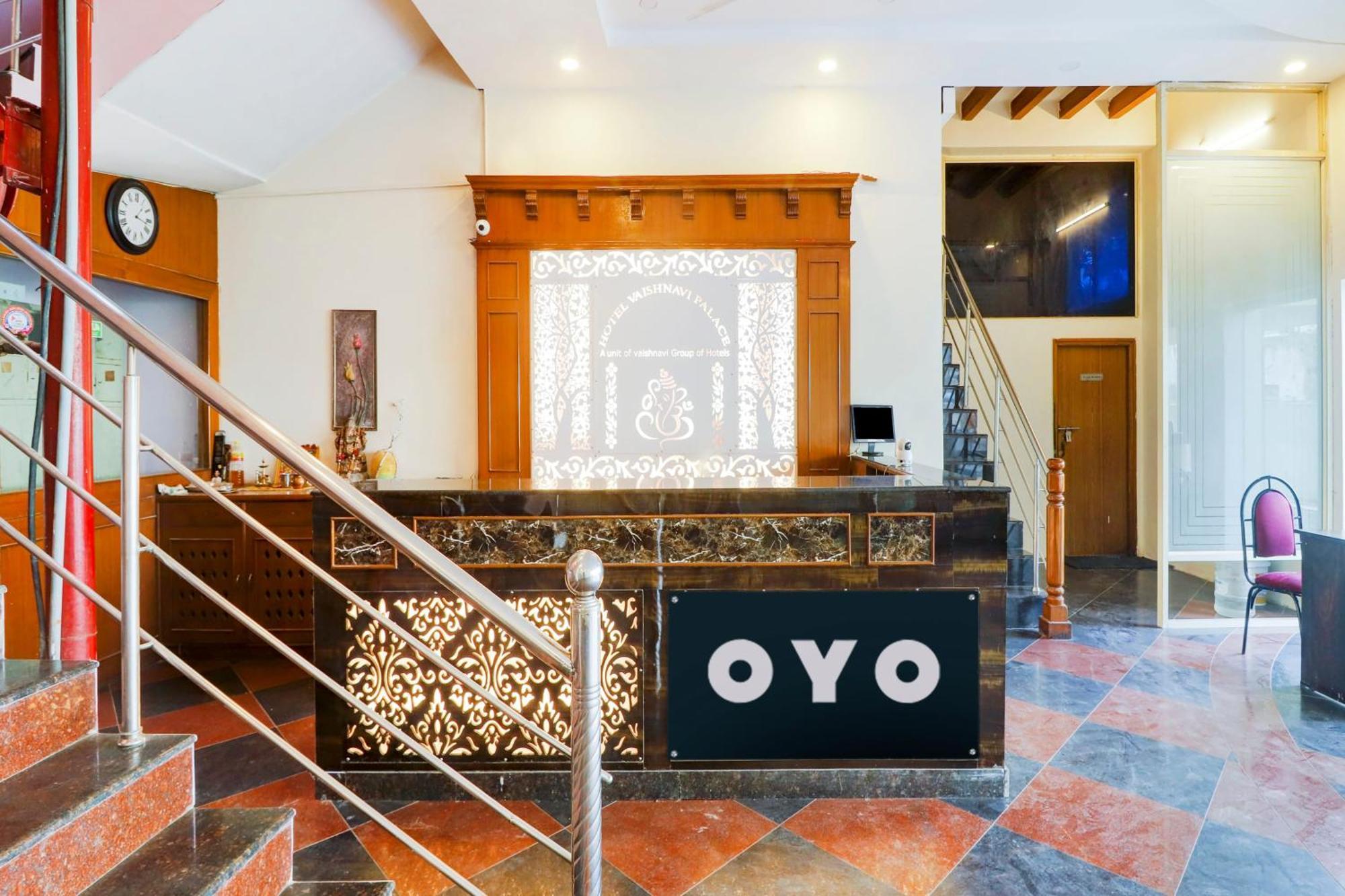 Super Collection O 77115 Vaishnavi Palace 하이데라바드 외부 사진